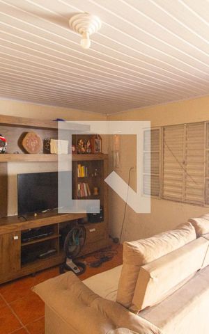 Casa à venda com 432m², 2 quartos e 2 vagas Casa à venda com 432m², 2 quartos e 2 vagasSala 2
