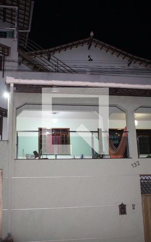 Casa à venda com 585m², 5 quartos e 4 vagasFachada