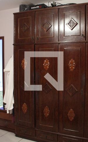Casa à venda com 585m², 5 quartos e 4 vagasQuarto 1
