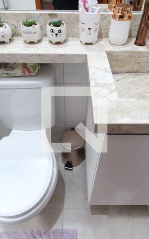 Casa de condomínio à venda com 53m², 2 quartos e 1 vagaBanheiro da Suíte 2