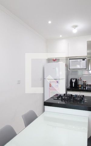 Casa de condomínio à venda com 53m², 2 quartos e 1 vagaSala/Cozinha