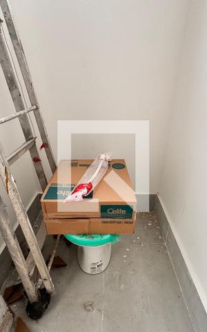 Apartamento à venda com 100m², 2 quartos e 1 vaga Apartamento à venda com 100m², 2 quartos e 1 vagaBanheiro de serviço