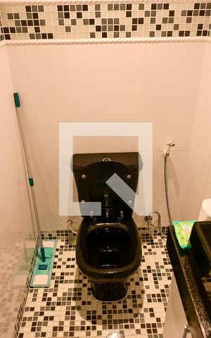 Casa à venda com 198m², 3 quartos e 2 vagas Casa à venda com 198m², 3 quartos e 2 vagasLavabo 2