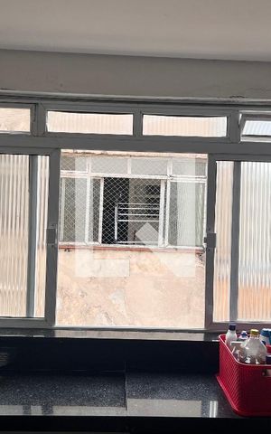 Apartamento à venda com 182m², 3 quartos e 1 vagaÁrea de Serviço