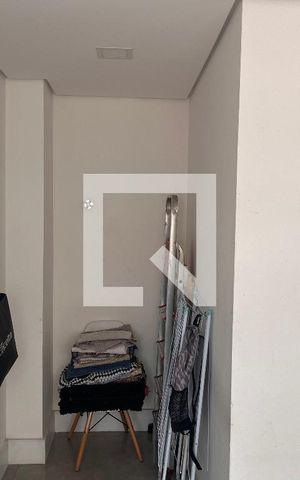 Apartamento à venda com 182m², 3 quartos e 1 vagaÁrea de Serviço