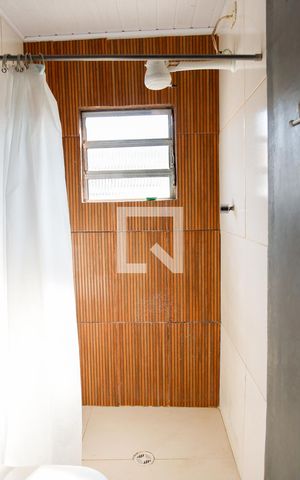 Casa à venda com 142m², 3 quartos e 1 vaga Casa à venda com 142m², 3 quartos e 1 vagaBanheiro