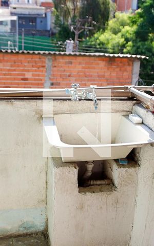 Casa à venda com 142m², 3 quartos e 1 vaga Casa à venda com 142m², 3 quartos e 1 vagaLavanderia