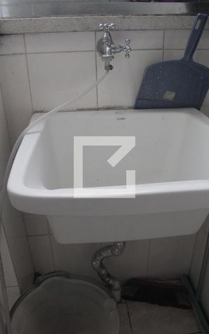 Apartamento à venda com 83m², 2 quartos e 1 vagaDetalhe da area de serviço