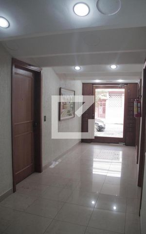 Apartamento à venda com 83m², 2 quartos e 1 vagaHall de entrada