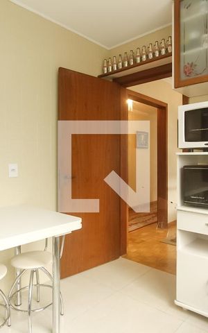 Apartamento à venda com 174m², 3 quartos e 2 vagas Apartamento à venda com 174m², 3 quartos e 2 vagasCozinha