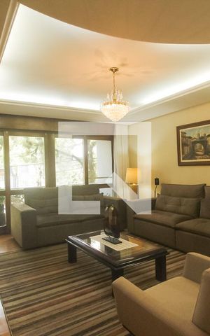 Apartamento à venda com 174m², 3 quartos e 2 vagas Apartamento à venda com 174m², 3 quartos e 2 vagasSala