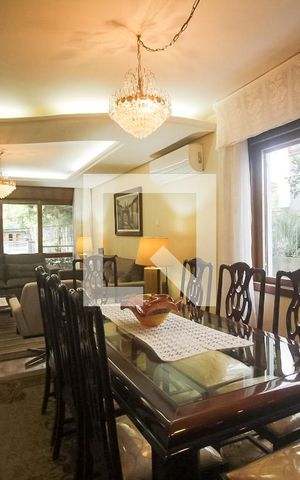 Apartamento à venda com 174m², 3 quartos e 2 vagas Apartamento à venda com 174m², 3 quartos e 2 vagasSala