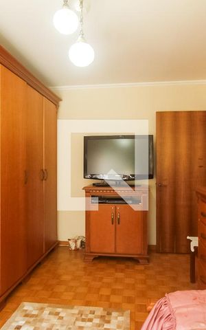 Apartamento à venda com 174m², 3 quartos e 2 vagas Apartamento à venda com 174m², 3 quartos e 2 vagasQuarto 2