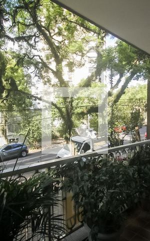 Apartamento à venda com 174m², 3 quartos e 2 vagas Apartamento à venda com 174m², 3 quartos e 2 vagasVaranda