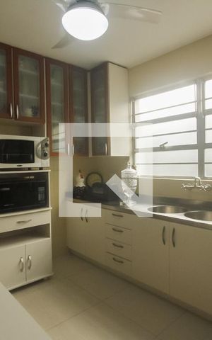 Apartamento à venda com 174m², 3 quartos e 2 vagas Apartamento à venda com 174m², 3 quartos e 2 vagasCozinha