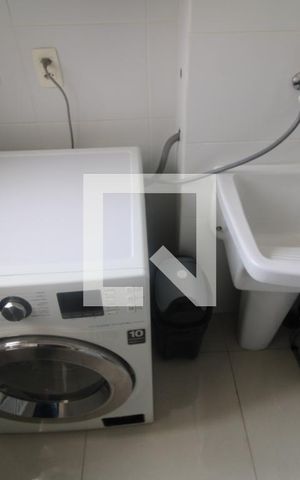 Apartamento à venda com 62m², 2 quartos e 1 vagaÁrea de Serviço
