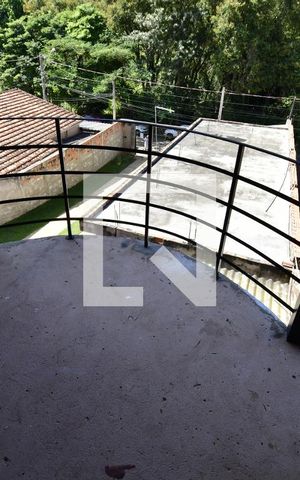 Casa à venda com 240m², 4 quartos e 1 vagaSacada 1