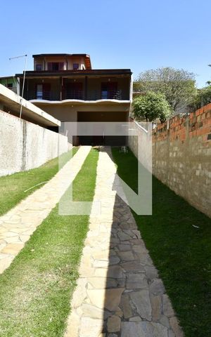 Casa à venda com 240m², 4 quartos e 1 vagaÁrea comum