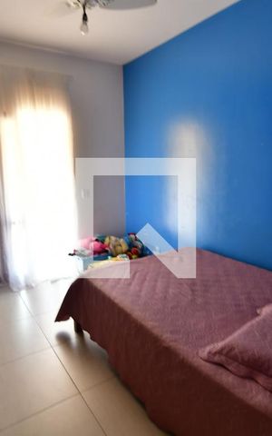 Casa à venda com 240m², 4 quartos e 1 vagaQuarto 1
