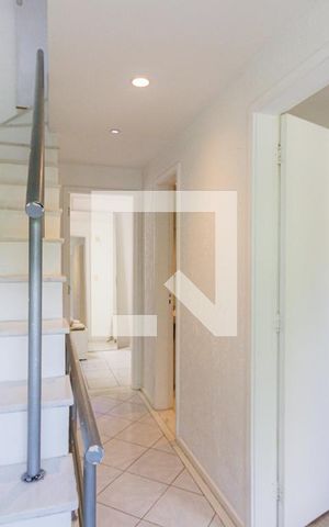 Casa de condomínio para alugar com 91m², 3 quartos e 1 vaga Casa de condomínio para alugar com 91m², 3 quartos e 1 vagaCorredor