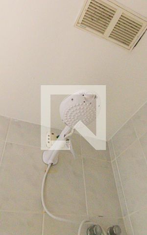 Casa de condomínio para alugar com 91m², 3 quartos e 1 vaga Casa de condomínio para alugar com 91m², 3 quartos e 1 vagaBanheiro Social