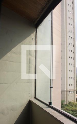 Studio para alugar com 40m², 1 quarto e 1 vaga Studio para alugar com 40m², 1 quarto e 1 vagaVaranda