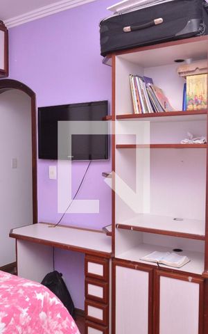 Casa à venda com 176m², 3 quartos e 2 vagasQuarto