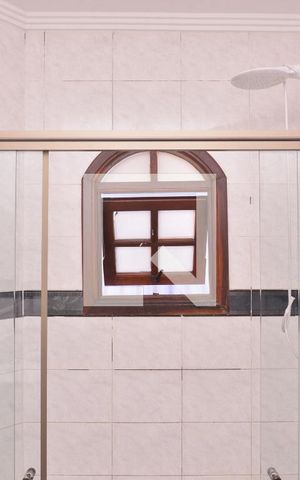 Casa à venda com 176m², 3 quartos e 2 vagasBanheiro 2