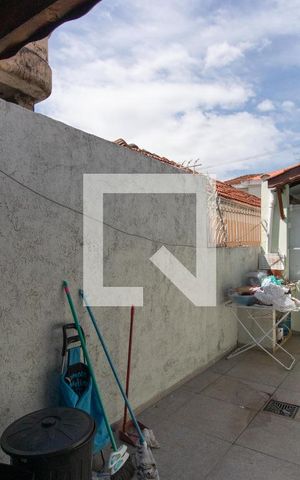 Casa à venda com 155m², 2 quartos e 2 vagas Casa à venda com 155m², 2 quartos e 2 vagasQuintal