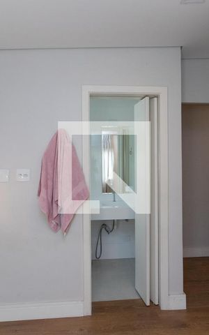 Casa à venda com 155m², 2 quartos e 2 vagas Casa à venda com 155m², 2 quartos e 2 vagasQuarto Suíte