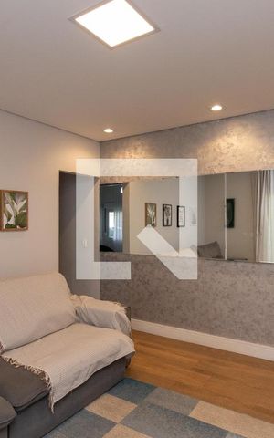 Casa à venda com 155m², 2 quartos e 2 vagas Casa à venda com 155m², 2 quartos e 2 vagasSala