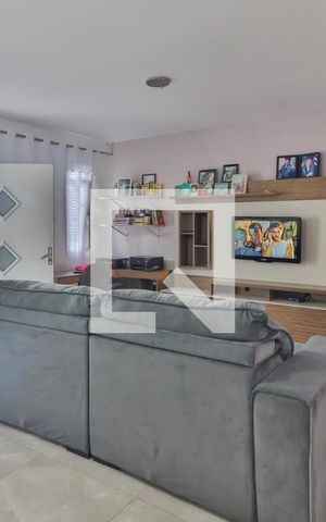 Casa para alugar com 90m², 2 quartos e 1 vaga Casa para alugar com 90m², 2 quartos e 1 vagaSala