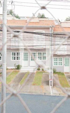 Casa de condomínio à venda com 77m², 2 quartos e 1 vaga Casa de condomínio à venda com 77m², 2 quartos e 1 vagaVista da Sacada - Quarto 2
