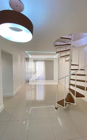 Apartamento à venda com 150m², 3 quartos e 1 vaga Apartamento à venda com 150m², 3 quartos e 1 vagaSala