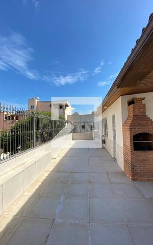 Apartamento à venda com 150m², 3 quartos e 1 vaga Apartamento à venda com 150m², 3 quartos e 1 vagaCobertura