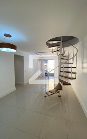 Apartamento à venda com 150m², 3 quartos e 1 vaga Apartamento à venda com 150m², 3 quartos e 1 vagaSala