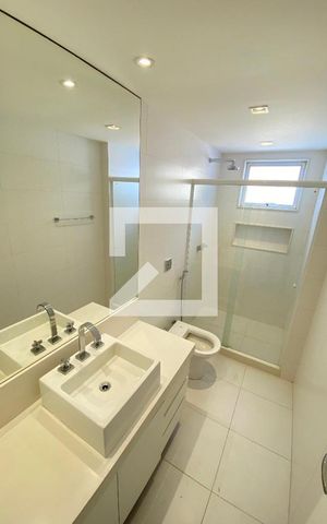 Apartamento à venda com 150m², 3 quartos e 1 vaga Apartamento à venda com 150m², 3 quartos e 1 vagaBanheiro