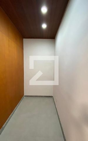 Apartamento à venda com 150m², 3 quartos e 1 vaga Apartamento à venda com 150m², 3 quartos e 1 vagaCloset