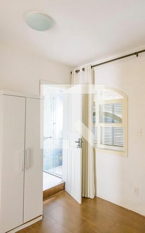 Casa à venda com 180m², 4 quartos e 5 vagas Casa à venda com 180m², 4 quartos e 5 vagasSuíte 3