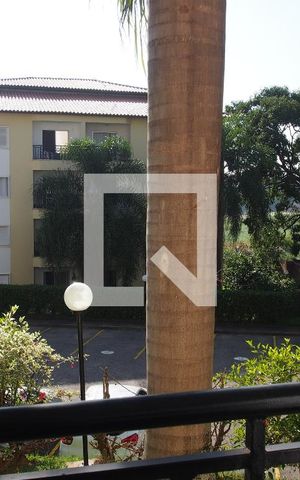 Apartamento para alugar com 66m², 2 quartos e 1 vagaSacada
