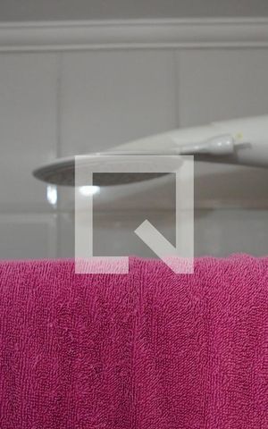 Apartamento para alugar com 66m², 2 quartos e 1 vagaBanheiro