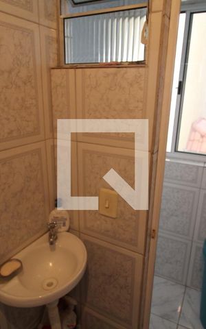 Casa à venda com 198m², 3 quartos e 2 vagasÁrea de Serviço - Banheiro