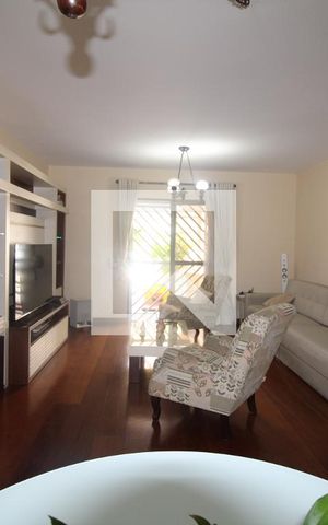 Casa à venda com 198m², 3 quartos e 2 vagasSala