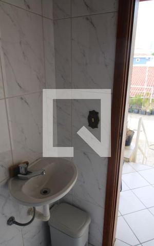 Casa à venda com 198m², 3 quartos e 2 vagasÁrea de Serviço - Banheiro 2