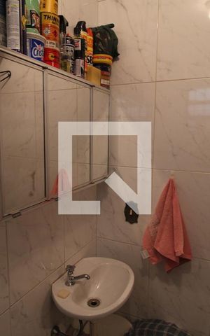 Casa à venda com 198m², 3 quartos e 2 vagasDespensa - Banheiro