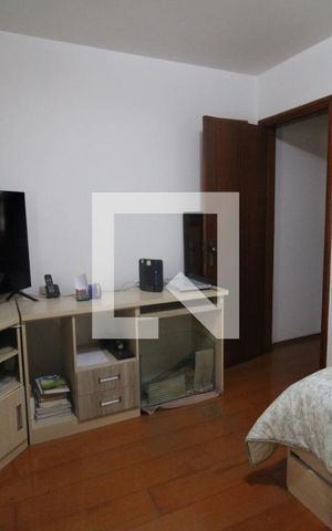 Casa à venda com 198m², 3 quartos e 2 vagasQuarto 3