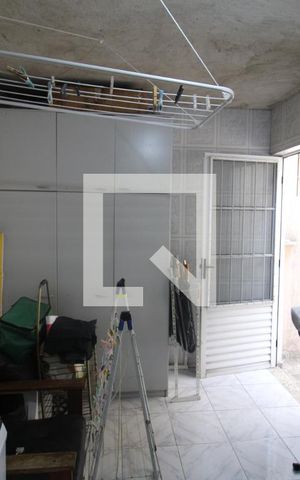 Casa à venda com 198m², 3 quartos e 2 vagasÁrea de Serviço
