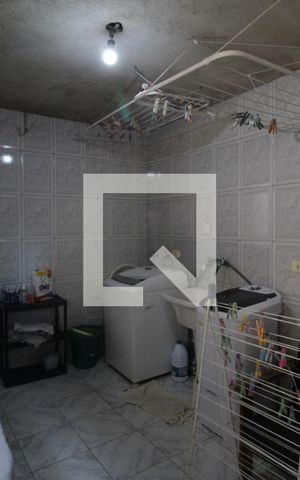 Casa à venda com 198m², 3 quartos e 2 vagasÁrea de Serviço