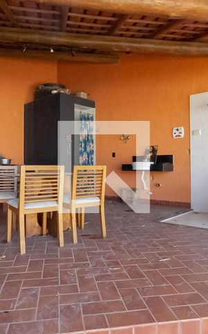 Casa à venda com 274m², 2 quartos e 8 vagas Casa à venda com 274m², 2 quartos e 8 vagasÁrea Gourmet
