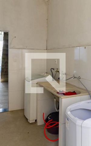 Casa à venda com 274m², 2 quartos e 8 vagas Casa à venda com 274m², 2 quartos e 8 vagasÁrea de serviço